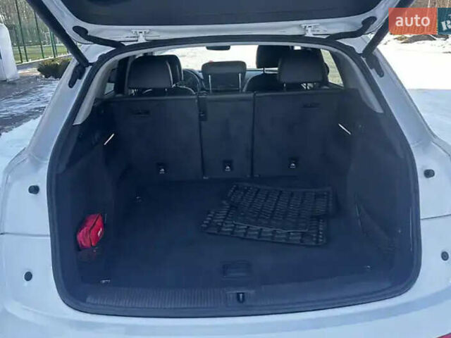 Белый Ауди Ку 5, объемом двигателя 1.98 л и пробегом 108 тыс. км за 23650 $, фото 7 на Automoto.ua