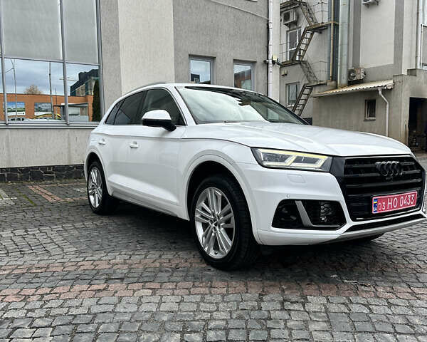 Белый Ауди Ку 5, объемом двигателя 1.98 л и пробегом 74 тыс. км за 26500 $, фото 22 на Automoto.ua