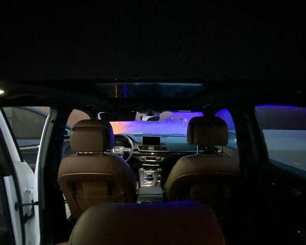 Білий Ауді Ку 5, об'ємом двигуна 1.98 л та пробігом 215 тис. км за 22650 $, фото 16 на Automoto.ua