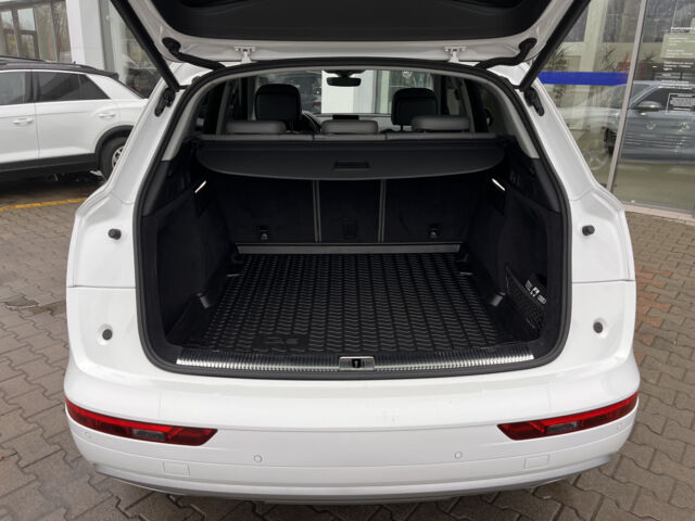 Білий Ауді Ку 5, об'ємом двигуна 2 л та пробігом 105 тис. км за 35999 $, фото 39 на Automoto.ua