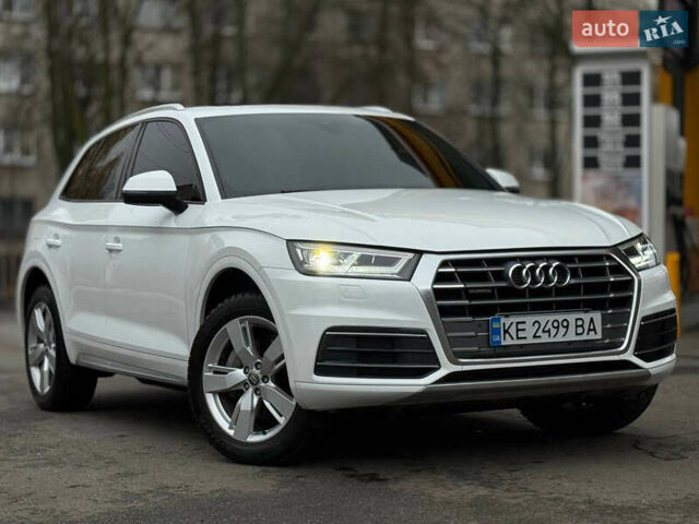 Белый Ауди Ку 5, объемом двигателя 1.98 л и пробегом 200 тыс. км за 22499 $, фото 6 на Automoto.ua