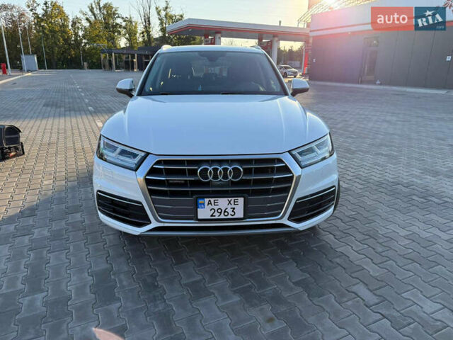 Белый Ауди Ку 5, объемом двигателя 1.98 л и пробегом 127 тыс. км за 27777 $, фото 18 на Automoto.ua