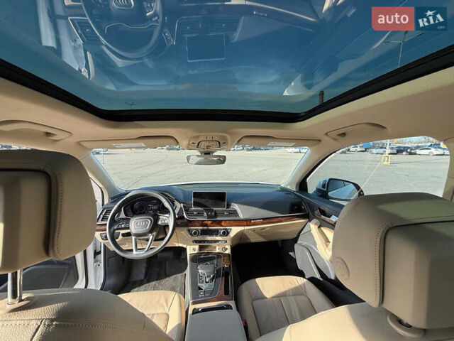 Белый Ауди Ку 5, объемом двигателя 1.98 л и пробегом 161 тыс. км за 23800 $, фото 13 на Automoto.ua