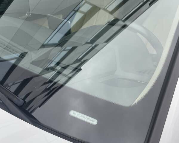 Белый Ауди Ку 5, объемом двигателя 2 л и пробегом 54 тыс. км за 27500 $, фото 7 на Automoto.ua