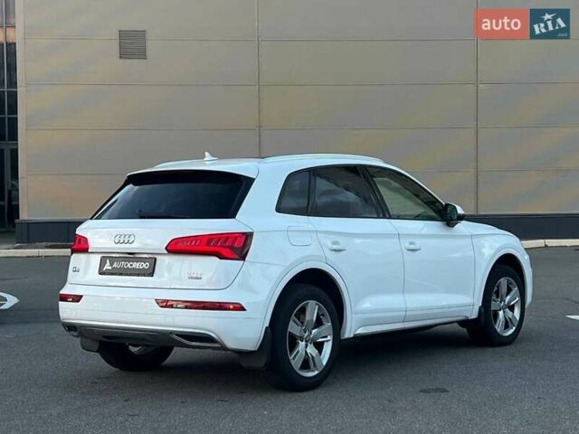 Белый Ауди Ку 5, объемом двигателя 2 л и пробегом 68 тыс. км за 26000 $, фото 6 на Automoto.ua