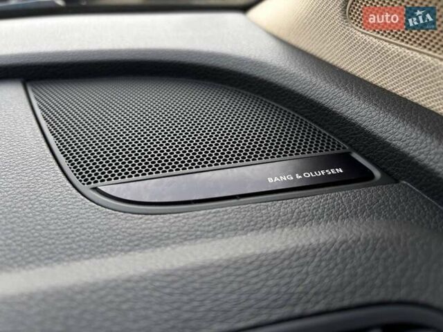 Білий Ауді Ку 5, об'ємом двигуна 2 л та пробігом 215 тис. км за 21800 $, фото 43 на Automoto.ua