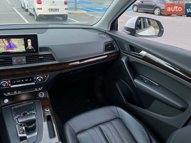 Белый Ауди Ку 5, объемом двигателя 2 л и пробегом 68 тыс. км за 26000 $, фото 14 на Automoto.ua