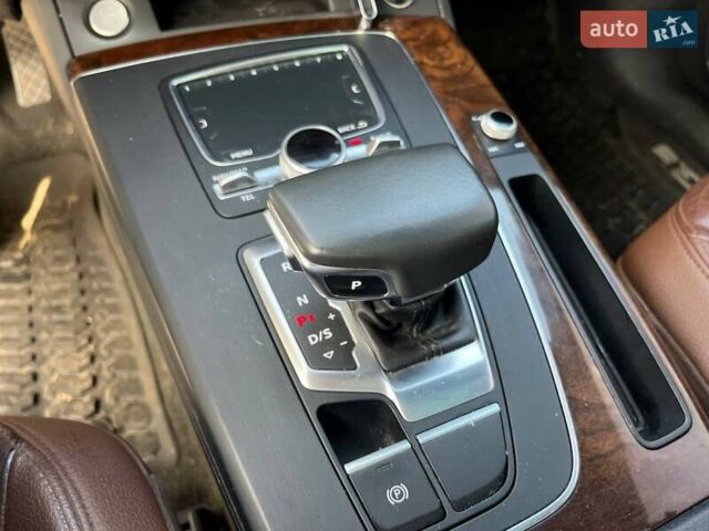 Білий Ауді Ку 5, об'ємом двигуна 1.98 л та пробігом 206 тис. км за 20600 $, фото 24 на Automoto.ua