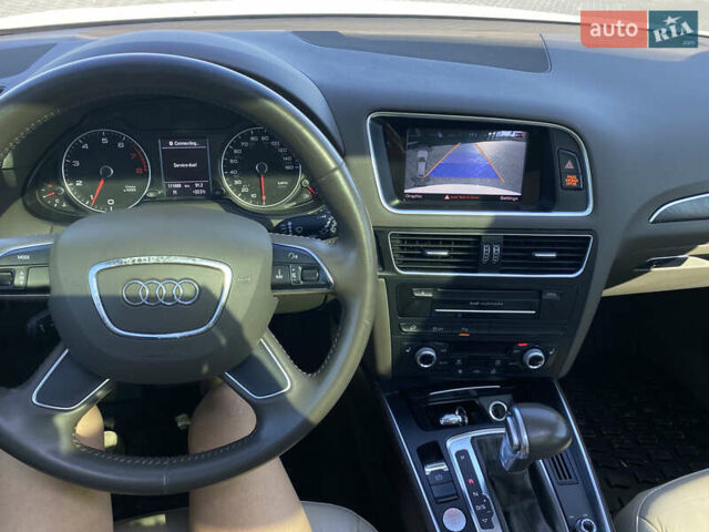 Білий Ауді Ку 5, об'ємом двигуна 1.98 л та пробігом 170 тис. км за 15600 $, фото 20 на Automoto.ua