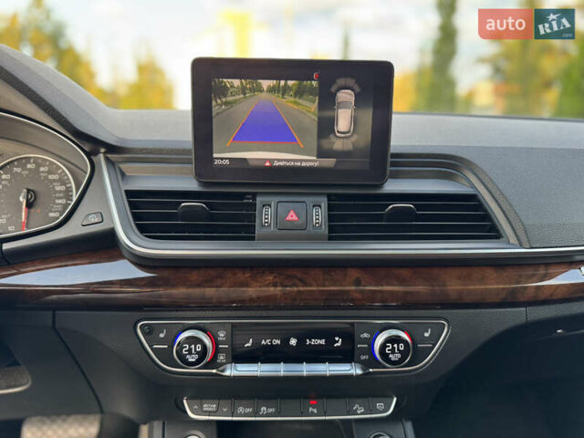 Белый Ауди Ку 5, объемом двигателя 2 л и пробегом 127 тыс. км за 24900 $, фото 48 на Automoto.ua