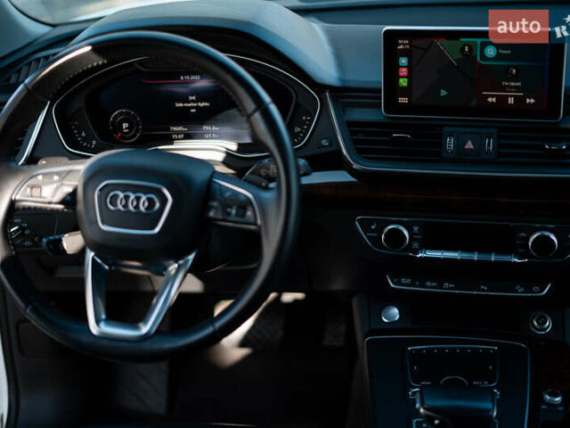 Белый Ауди Ку 5, объемом двигателя 1.98 л и пробегом 128 тыс. км за 23000 $, фото 5 на Automoto.ua