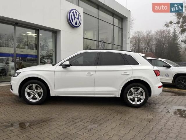 Белый Ауди Ку 5, объемом двигателя 1.98 л и пробегом 104 тыс. км за 34999 $, фото 3 на Automoto.ua