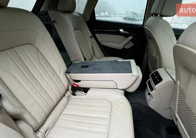 Белый Ауди Ку 5, объемом двигателя 2 л и пробегом 142 тыс. км за 25990 $, фото 64 на Automoto.ua