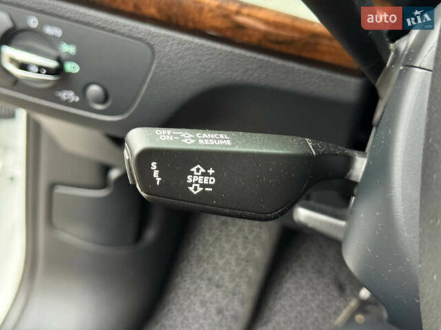 Белый Ауди Ку 5, объемом двигателя 1.98 л и пробегом 200 тыс. км за 22499 $, фото 43 на Automoto.ua