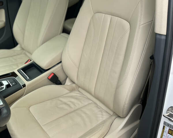 Белый Ауди Ку 5, объемом двигателя 1.98 л и пробегом 105 тыс. км за 26999 $, фото 54 на Automoto.ua