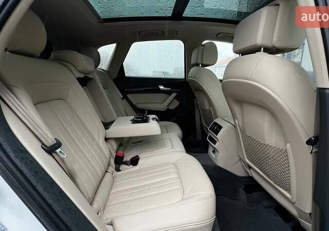 Белый Ауди Ку 5, объемом двигателя 2 л и пробегом 142 тыс. км за 25990 $, фото 61 на Automoto.ua