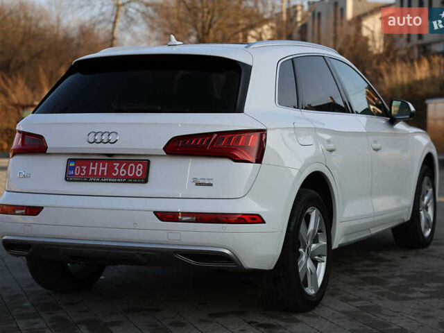 Белый Ауди Ку 5, объемом двигателя 1.98 л и пробегом 107 тыс. км за 29500 $, фото 8 на Automoto.ua