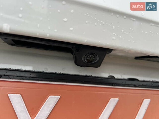 Ауди Ку 5 2017 в Стрые на Automoto.ua Белый Ауди Ку 5, объемом двигателя 2 л и пробегом 215 тыс. км за 23800 $, фото 18 на Automoto.ua