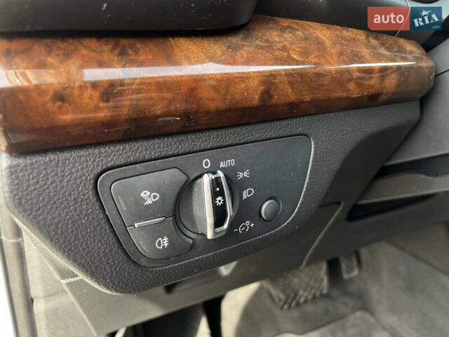 Белый Ауди Ку 5, объемом двигателя 2 л и пробегом 167 тыс. км за 22600 $, фото 30 на Automoto.ua