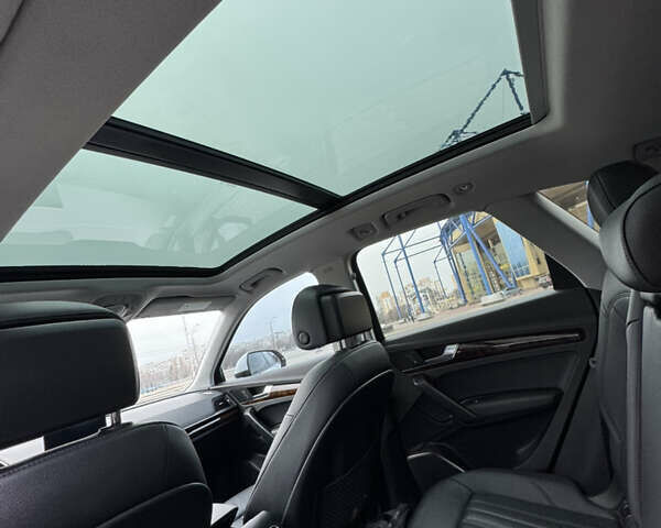 Белый Ауди Ку 5, объемом двигателя 1.98 л и пробегом 91 тыс. км за 24000 $, фото 9 на Automoto.ua