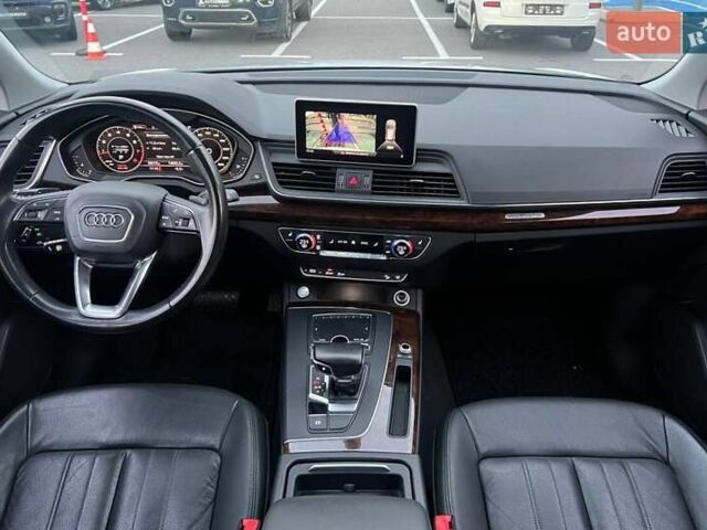 Белый Ауди Ку 5, объемом двигателя 2 л и пробегом 68 тыс. км за 26000 $, фото 13 на Automoto.ua