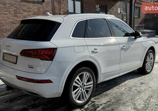 Белый Ауди Ку 5, объемом двигателя 1.98 л и пробегом 112 тыс. км за 29000 $, фото 30 на Automoto.ua