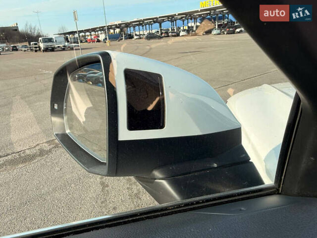 Белый Ауди Ку 5, объемом двигателя 1.98 л и пробегом 161 тыс. км за 23800 $, фото 15 на Automoto.ua