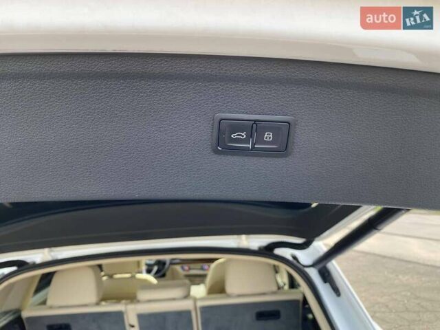 Белый Ауди Ку 5, объемом двигателя 2 л и пробегом 173 тыс. км за 24900 $, фото 14 на Automoto.ua