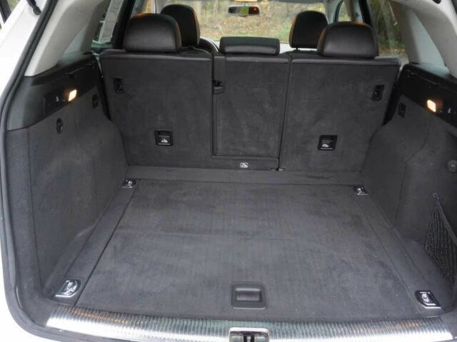 Белый Ауди Ку 5, объемом двигателя 2 л и пробегом 62 тыс. км за 15500 $, фото 12 на Automoto.ua