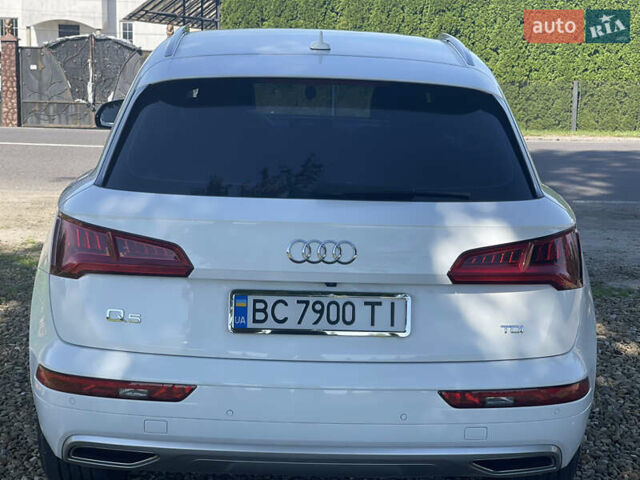 Белый Ауди Ку 5, объемом двигателя 1.97 л и пробегом 190 тыс. км за 29900 $, фото 14 на Automoto.ua