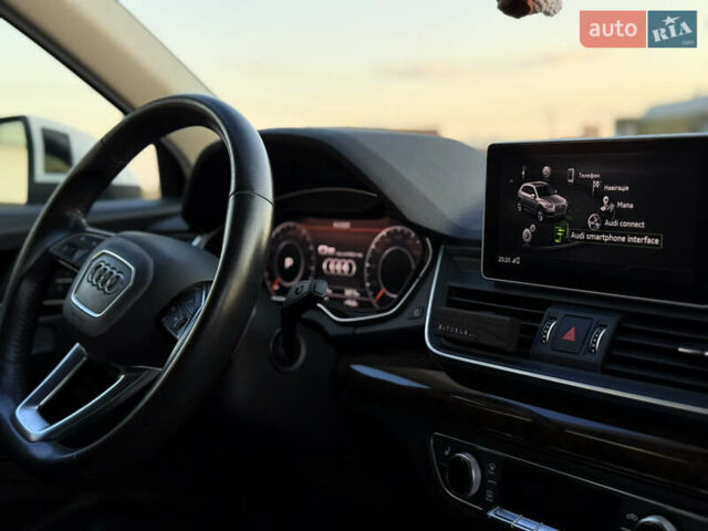 Белый Ауди Ку 5, объемом двигателя 1.98 л и пробегом 122 тыс. км за 27500 $, фото 11 на Automoto.ua