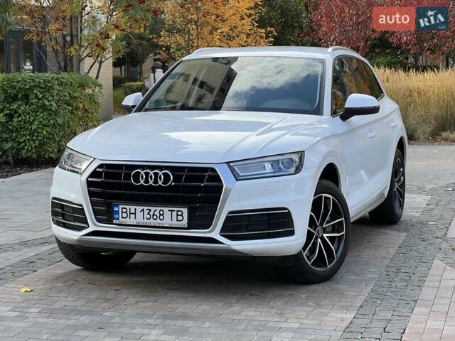 Ауди Ку 5 2017 в Киеве на Automoto.ua Белый Ауди Ку 5, объемом двигателя 1.98 л и пробегом 103 тыс. км за 23900 $, фото 4 на Automoto.ua