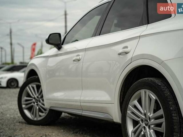 Білий Ауді Ку 5, об'ємом двигуна 1.98 л та пробігом 105 тис. км за 28800 $, фото 8 на Automoto.ua