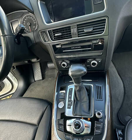 Белый Ауди Ку 5, объемом двигателя 1.98 л и пробегом 165 тыс. км за 17500 $, фото 10 на Automoto.ua