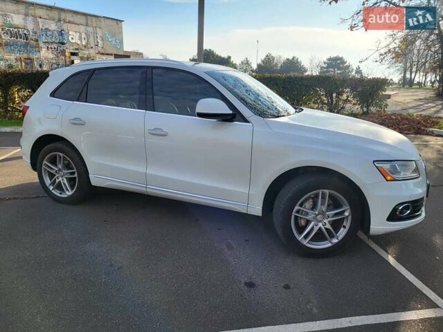 Білий Ауді Ку 5, об'ємом двигуна 1.98 л та пробігом 73 тис. км за 17800 $, фото 2 на Automoto.ua