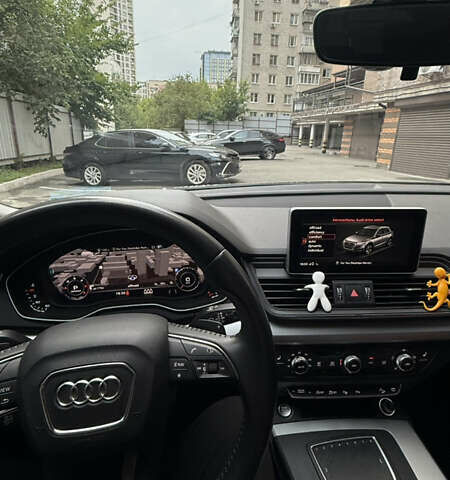 Білий Ауді Ку 5, об'ємом двигуна 1.97 л та пробігом 162 тис. км за 30200 $, фото 6 на Automoto.ua