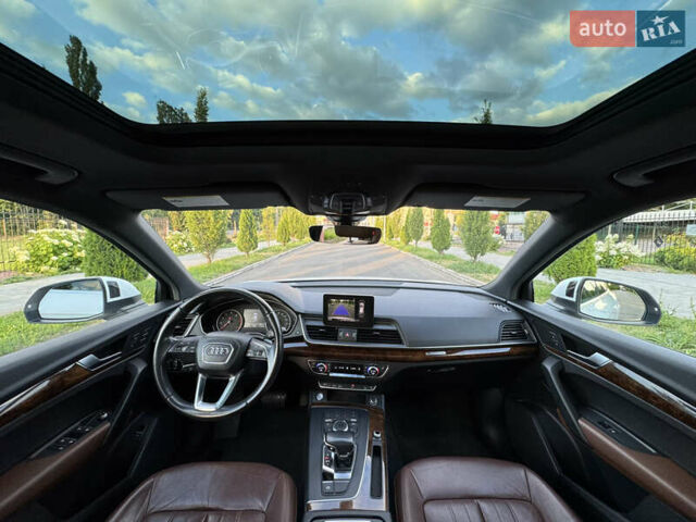 Белый Ауди Ку 5, объемом двигателя 2 л и пробегом 127 тыс. км за 24900 $, фото 60 на Automoto.ua