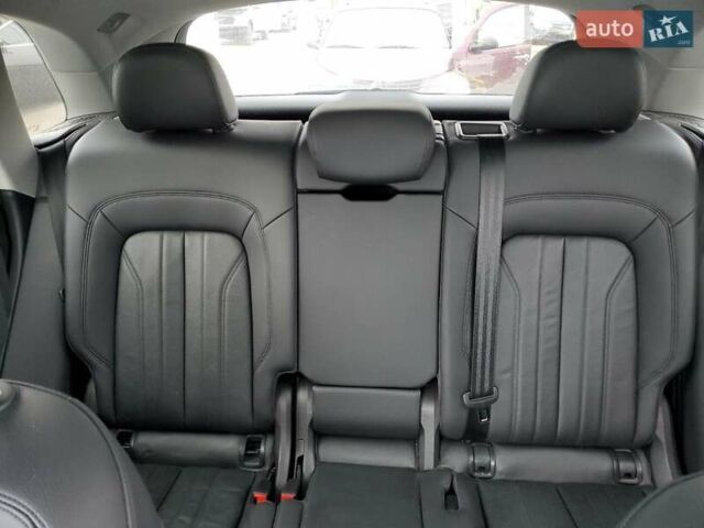 Белый Ауди Ку 5, объемом двигателя 1.98 л и пробегом 165 тыс. км за 7500 $, фото 9 на Automoto.ua