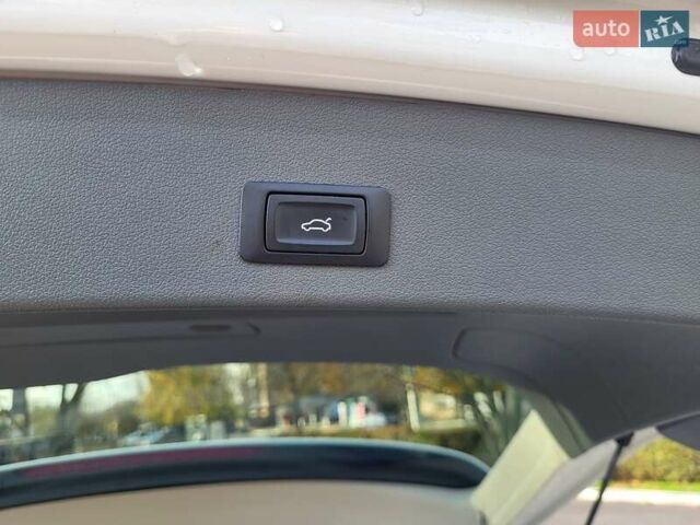 Білий Ауді Ку 5, об'ємом двигуна 1.98 л та пробігом 73 тис. км за 17800 $, фото 22 на Automoto.ua