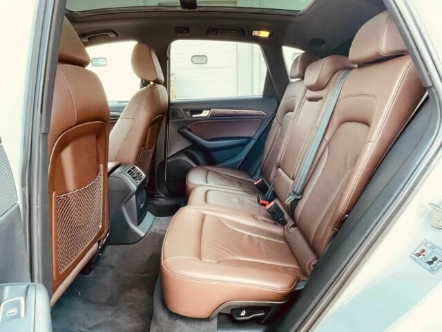 Білий Ауді Ку 5, об'ємом двигуна 2 л та пробігом 63 тис. км за 4200 $, фото 15 на Automoto.ua