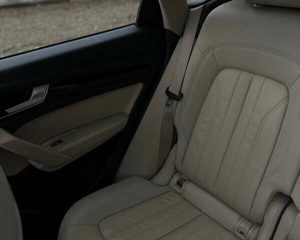 Білий Ауді Ку 5, об'ємом двигуна 2 л та пробігом 215 тис. км за 22000 $, фото 40 на Automoto.ua