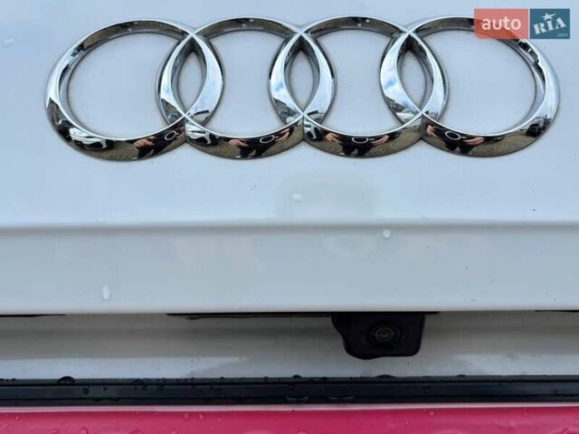 Білий Ауді Ку 5, об'ємом двигуна 2 л та пробігом 215 тис. км за 21800 $, фото 8 на Automoto.ua
