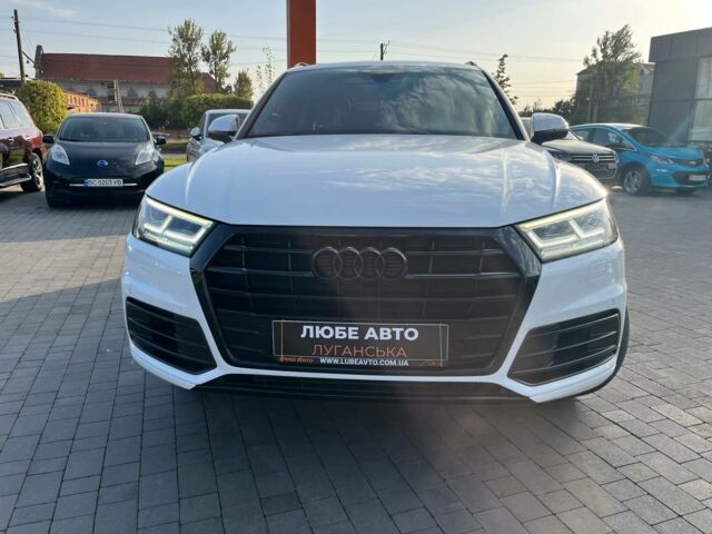 Белый Ауди Ку 5, объемом двигателя 2 л и пробегом 187 тыс. км за 27300 $, фото 1 на Automoto.ua