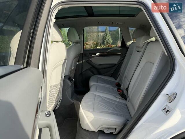 Ауді Ку 5 2017 у Львові на Automoto.ua Білий Ауді Ку 5, об'ємом двигуна 1.98 л та пробігом 147 тис. км за 17499 $, фото 43 на Automoto.ua