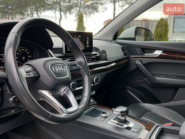 Белый Ауди Ку 5, объемом двигателя 1.98 л и пробегом 106 тыс. км за 23800 $, фото 9 на Automoto.ua