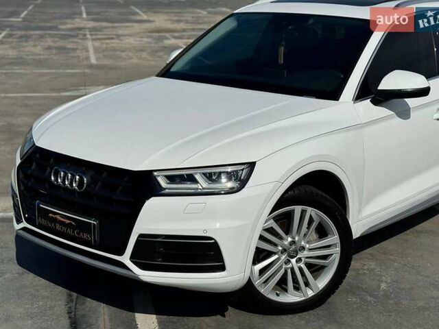 Білий Ауді Ку 5, об'ємом двигуна 1.98 л та пробігом 67 тис. км за 26500 $, фото 6 на Automoto.ua