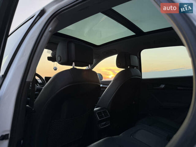 Белый Ауди Ку 5, объемом двигателя 1.98 л и пробегом 122 тыс. км за 27500 $, фото 33 на Automoto.ua