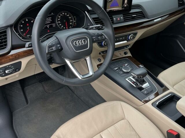 Белый Ауди Ку 5, объемом двигателя 2 л и пробегом 146 тыс. км за 21900 $, фото 8 на Automoto.ua