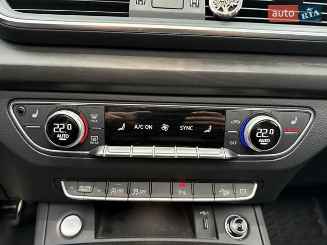 Белый Ауди Ку 5, объемом двигателя 1.98 л и пробегом 58 тыс. км за 30500 $, фото 16 на Automoto.ua