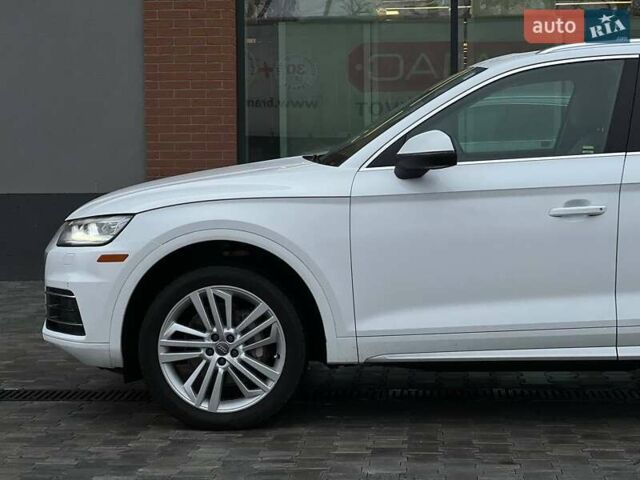 Белый Ауди Ку 5, объемом двигателя 2 л и пробегом 142 тыс. км за 25990 $, фото 11 на Automoto.ua